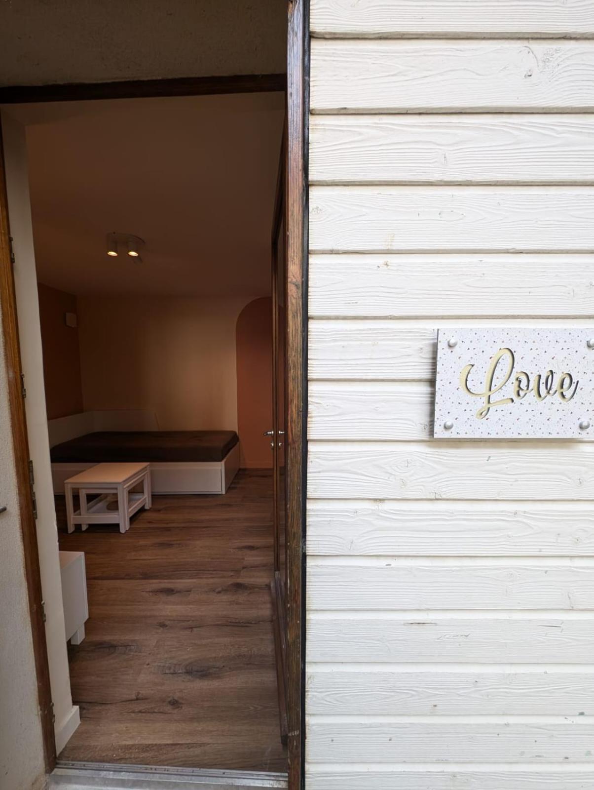 Home 4 You Grenoble Esterno foto